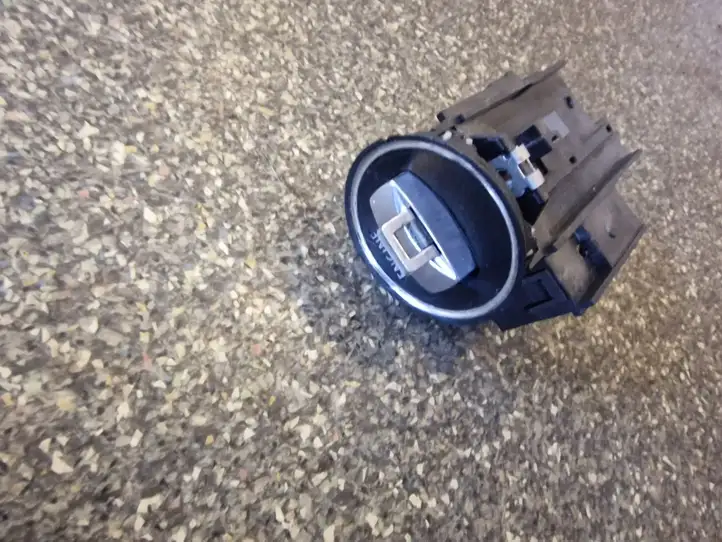 Volkswagen PASSAT B6 (2005 - 2010)   Замок зажигания