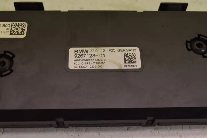 BMW X3 F25 (2010 - 2017) 9267128 Усилитель антенны — фото 2