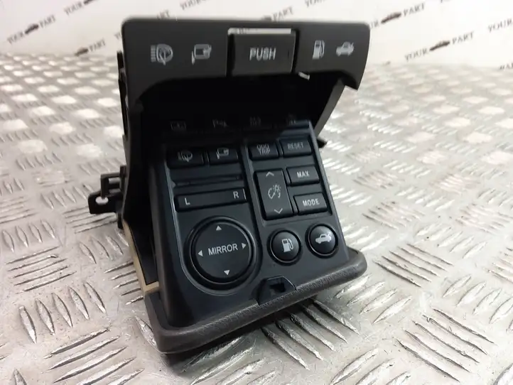 Lexus GS 300 350 430 450h (2004 - 2007)  84010-30220 Мултифункционный включатель управления / ручка