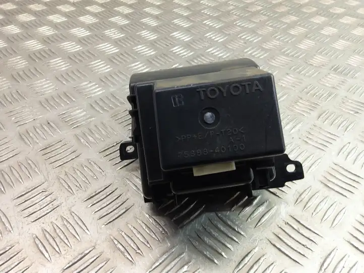 Lexus GS 300 350 430 450h (2004 - 2007)  84010-30220 Мултифункционный включатель управления / ручка