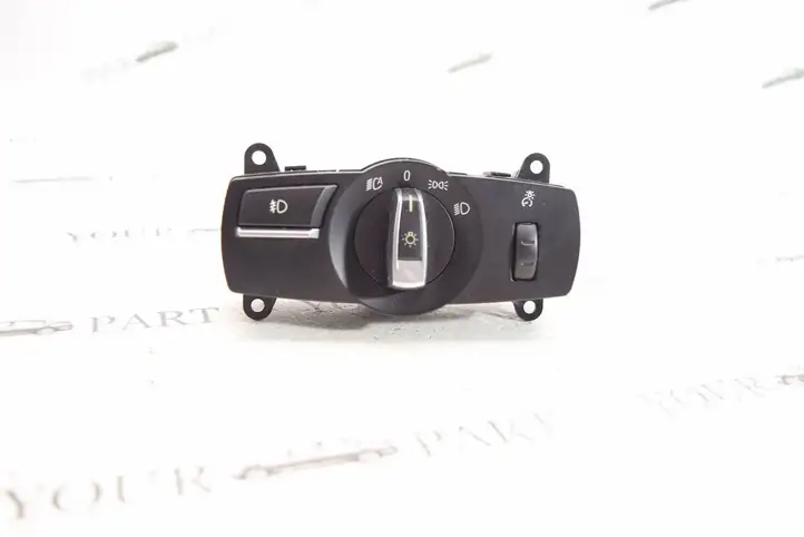 BMW X3 F25 (2010 - 2017) 9192745 Включатель фонарей — фото 1
