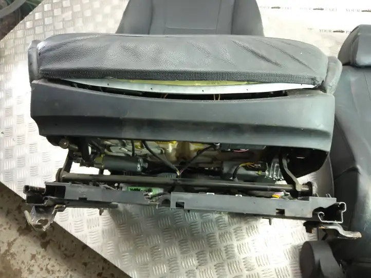 BMW 7 E65 E66 (2001 - 2008)   Переднее сиденье водителя