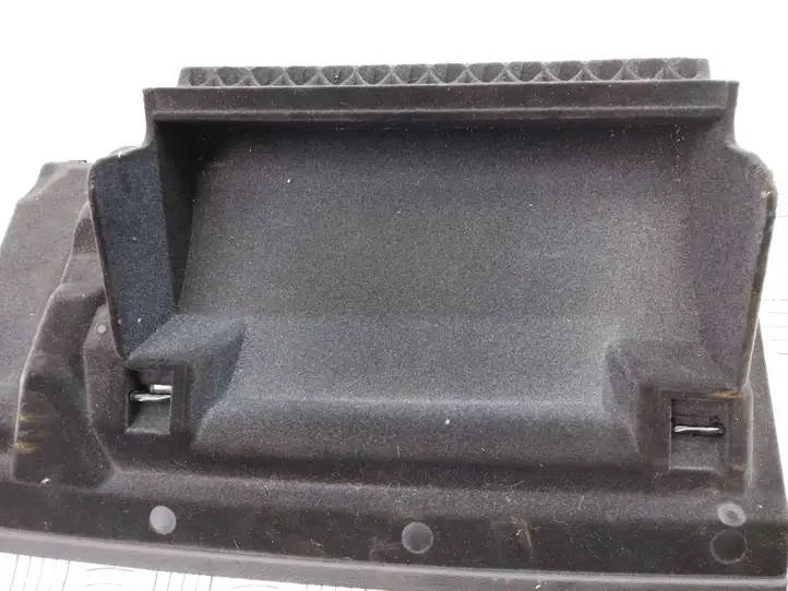 BMW 7 E65 E66 (2001 - 2008)   Ящик для вещей