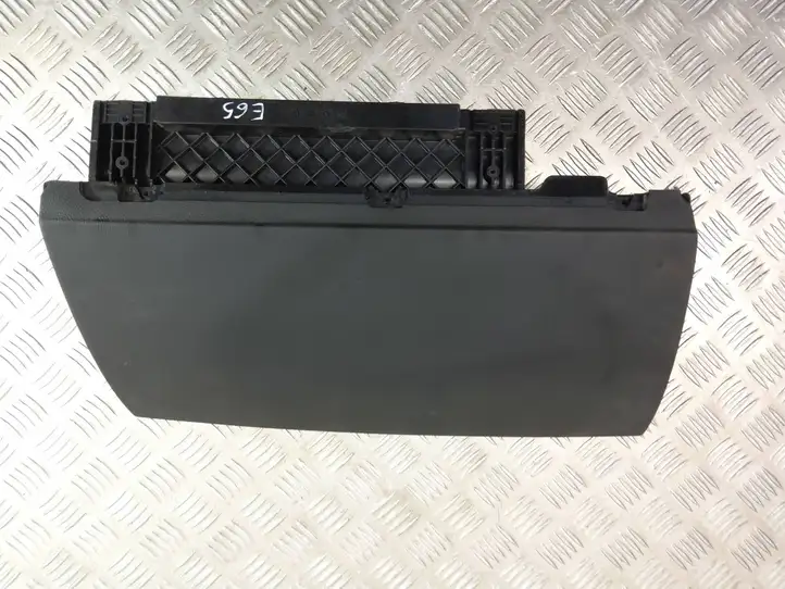 BMW 7 E65 E66 (2001 - 2008)   Ящик для вещей