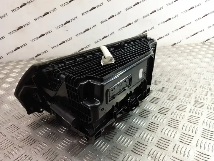 BMW 5 F10 F11 (2009 - 2016) 9205976 Вещевой ящик — фото 10