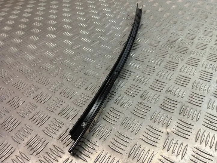 BMW X3 G01 (2018 - 2024) 7410048 Накладка стекла задней двери — фото 7