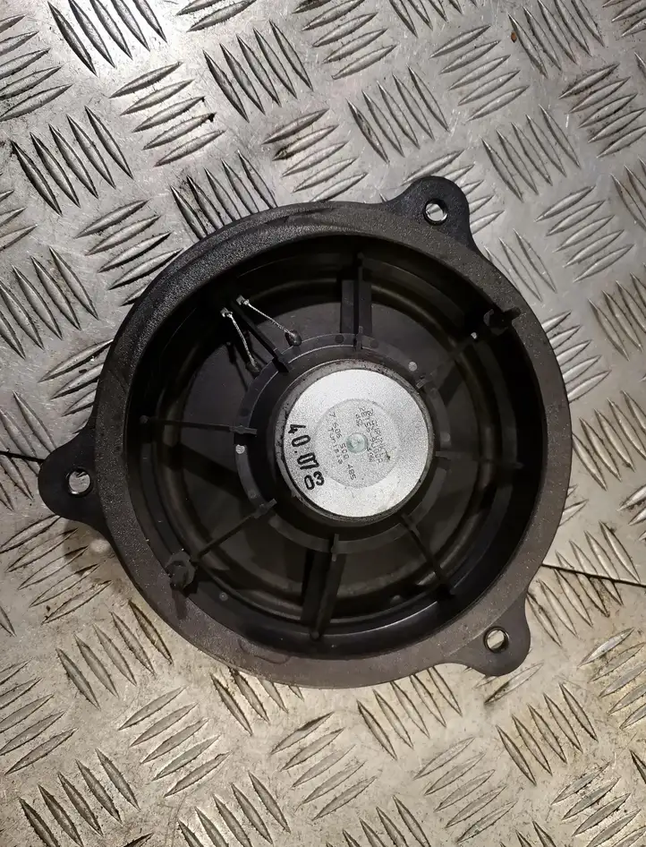 Nissan Note (E11) (2006 - 2014) Динамики задних дверей — фото 3