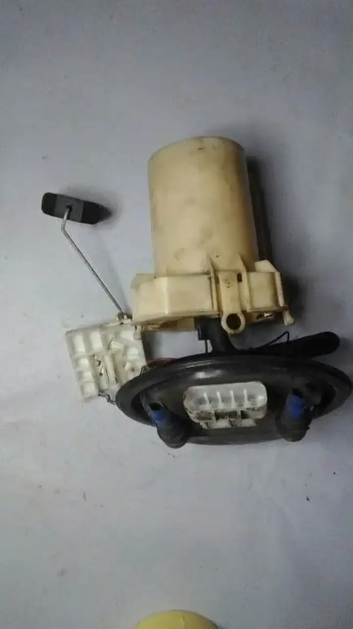 Opel Astra G (1998 - 2004) 13142294 Топливный насос (в баке) — фото 1