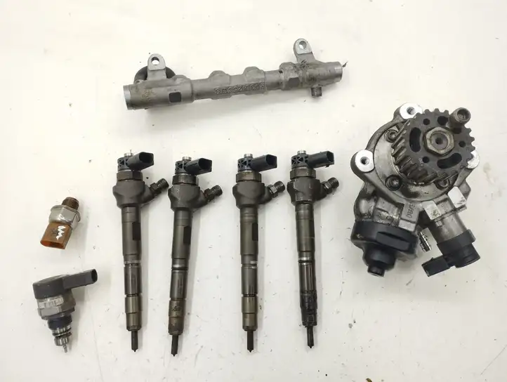Audi A6 C7 (2011 - 2014) 03L130277J Комплект системы впрыска — фото 6