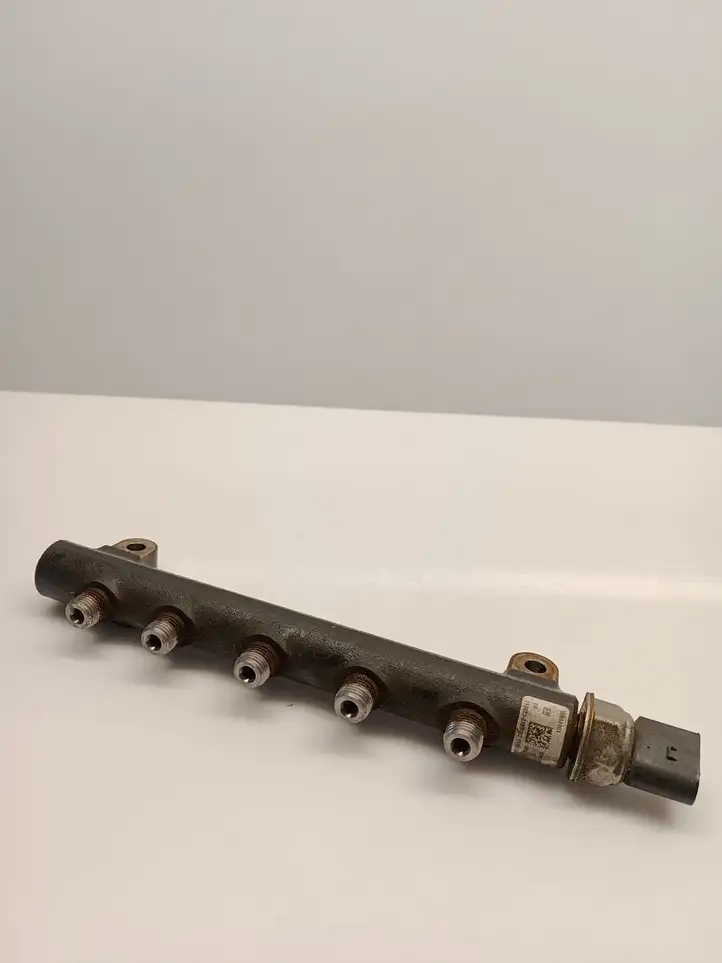 Chevrolet Orlando (2010 - 2015) 96868901 Магистральная топливная трубка — фото 1