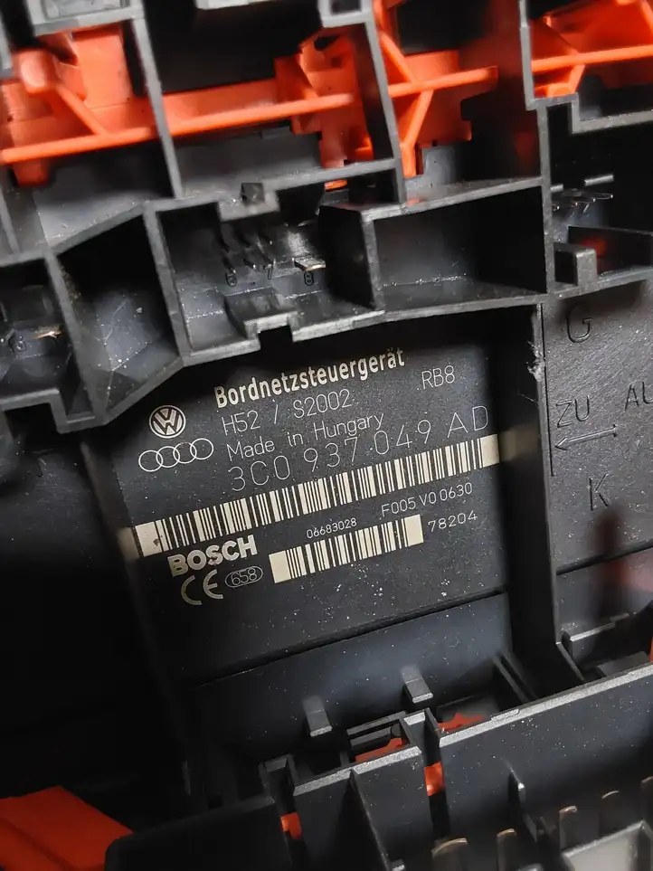 Volkswagen PASSAT B6 (2005 - 2010) 3C0937049AD Модуль комфорта — фото 2