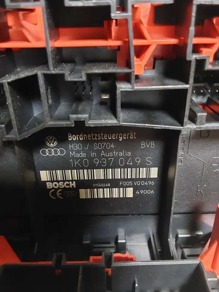 Volkswagen Golf Plus (2004 - 2008) 1K0937049S Модуль комфорта — фото 2