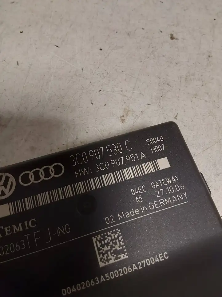 Volkswagen PASSAT B6 (2005 - 2010) 3C0907951A Прочие блоки управления — фото 2