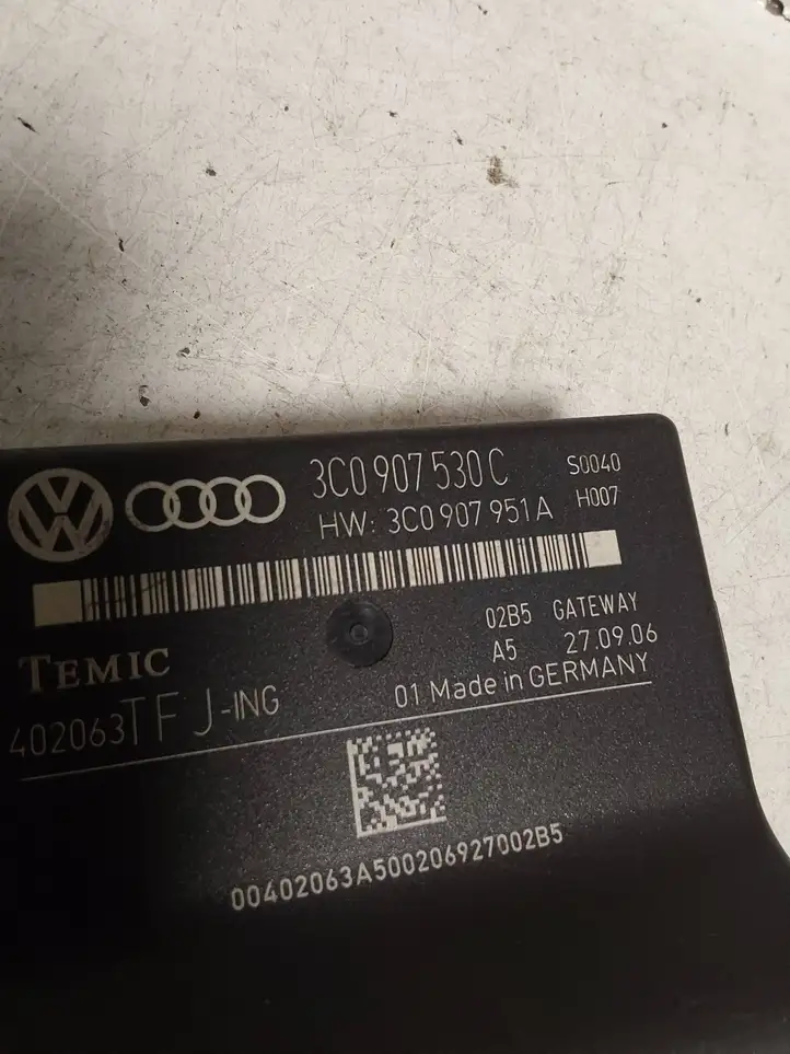 Volkswagen PASSAT B6 (2005 - 2010) 3C0907951A Прочие блоки управления — фото 2