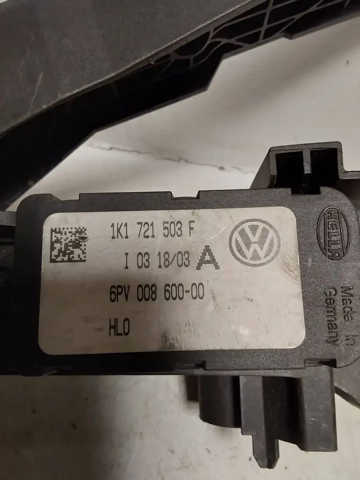 Audi A3/S3 8P (2003 - 2005) 1K1721503F Педаль акселератора — фото 2