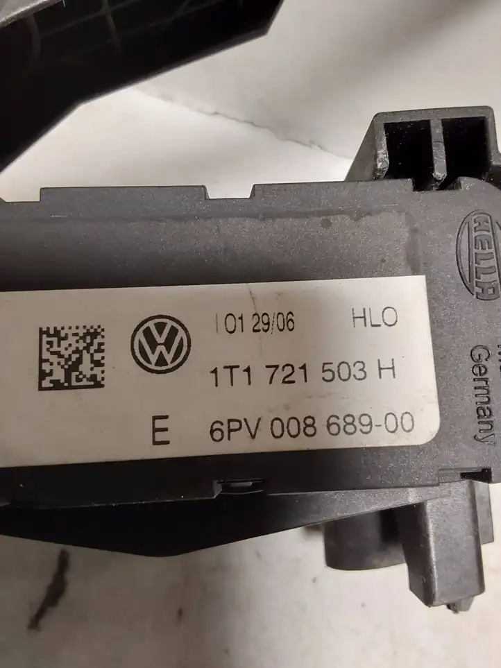 Volkswagen Touran I (2003 - 2010) 1T1721503H Педаль акселератора — фото 2