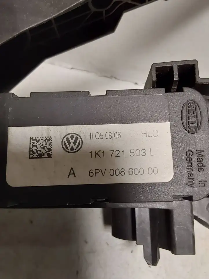 Volkswagen Golf V (2003 - 2009) 1K1721503L Педаль акселератора — фото 2