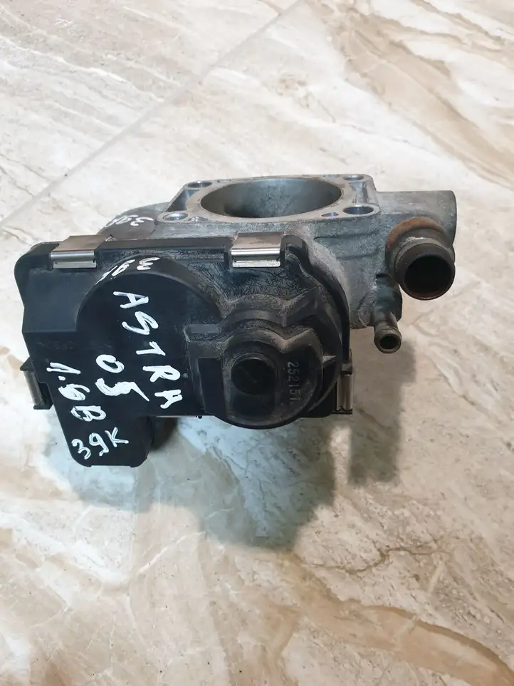 Opel Astra H (2004 - 2009) 055352858 Дроссельная заслонка — фото 2