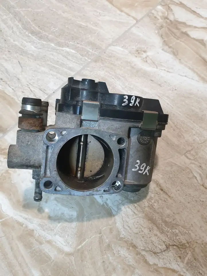 Opel Astra H (2004 - 2009) 055352858 Дроссельная заслонка — фото 4