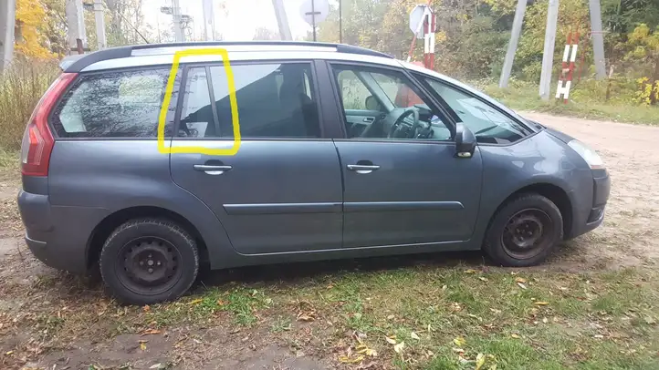 Citroen C4 I Picasso (2006 - 2013) Форточка двери — фото 1