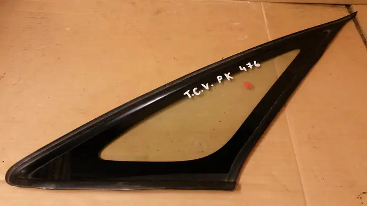 Toyota Corolla Verso E121 (2001 - 2004) Треугольное стекло кузова — фото 2