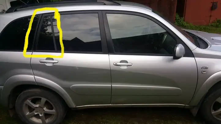 Toyota RAV 4 (XA20) (2000 - 2005) Форточка двери — фото 2