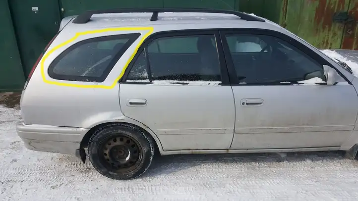 Toyota Corolla E110 (1995 - 2002) Заднее боковое стекло — фото 2