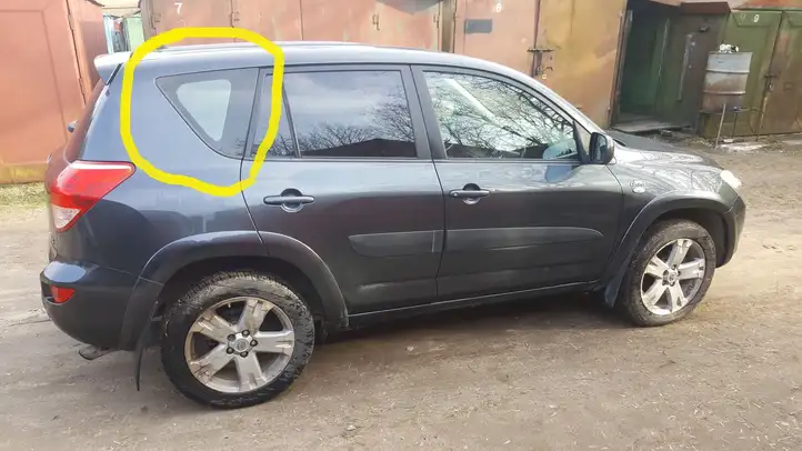 Toyota RAV 4 (XA30) (2006 - 2016) Заднее боковое стекло — фото 2