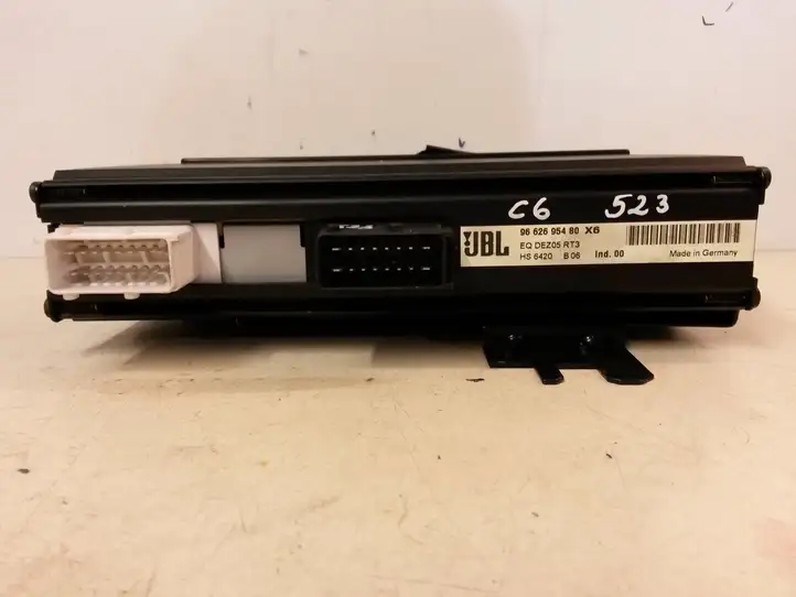 Citroen C6 (2005 - 2012)  HS6420 Звукоусилитель