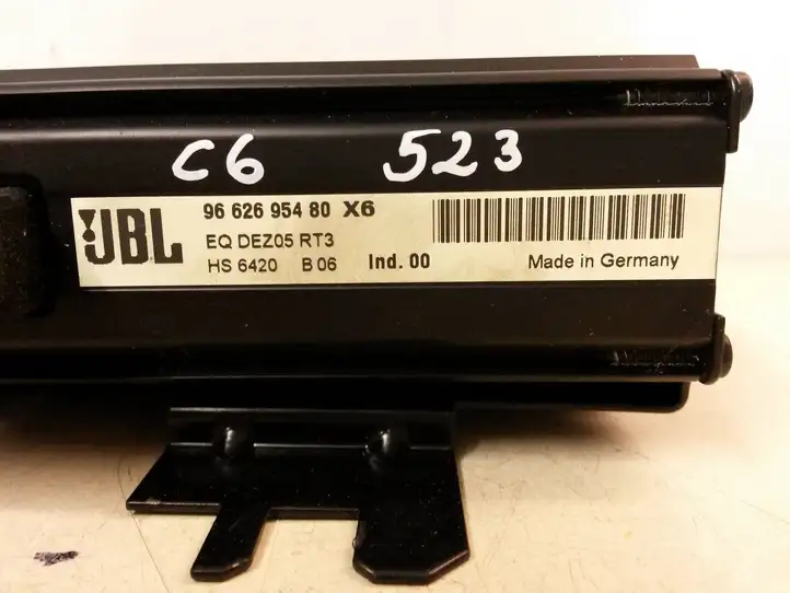 Citroen C6 (2005 - 2012)  HS6420 Звукоусилитель