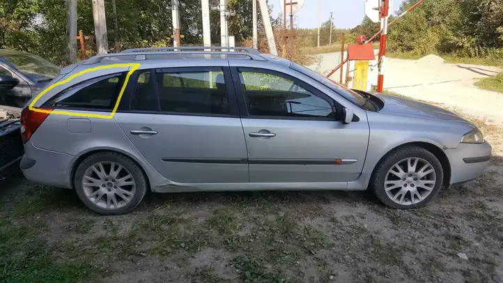 Renault Laguna II (2001 - 2005) Заднее боковое стекло — фото 2