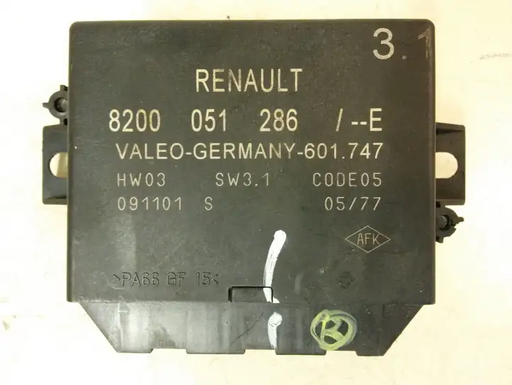 Renault Laguna II (2005 - 2007) 8200051286 Блок управления парктрониками — фото 1