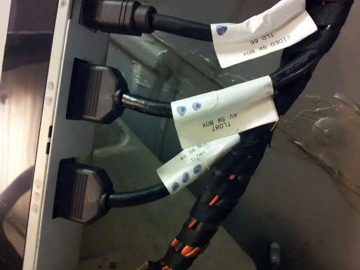 Jaguar XJ X350 (2003 - 2009) 2W9319G216AB Модуль управления видео — фото 8