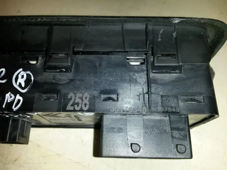 Citroen C5 (2008 - 2017) 96660258XT Кнопка стеклоподъемников — фото 2