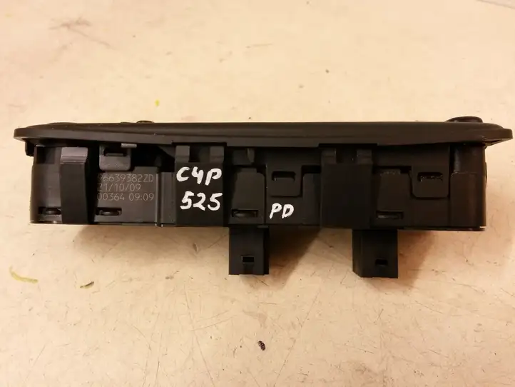 Citroen C4 I Picasso (2006 - 2013) 96639382ZD Блок кнопок стеклоподъемников — фото 3