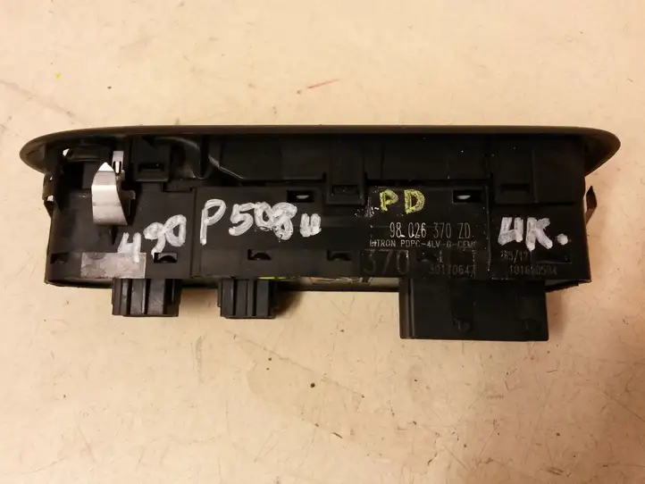 Peugeot 508 (2010 - 2014) 98026370ZD Блок кнопок стеклоподъемников — фото 3