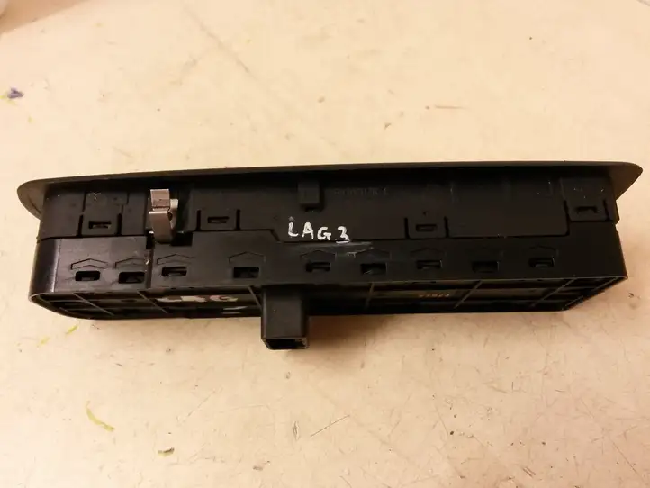 Renault Laguna III (2007 - 2015) 809610007RC Кнопка стеклоподъемников — фото 3