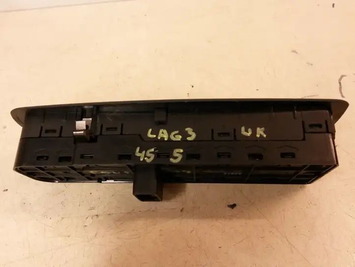 Renault Laguna III (2007 - 2015) 809610007RC Блок кнопок стеклоподъемников — фото 3