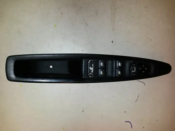 Citroen C4 (2004 - 2008) 9651464577 Кнопка стеклоподъемников — фото 1