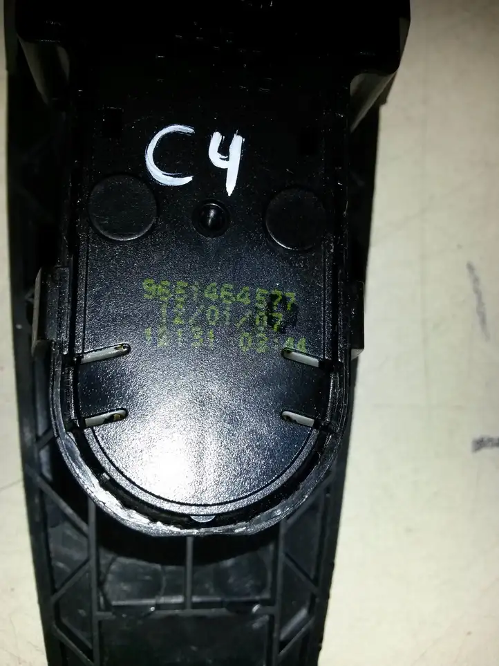Citroen C4 (2004 - 2008) 9651464577 Кнопка стеклоподъемников — фото 3