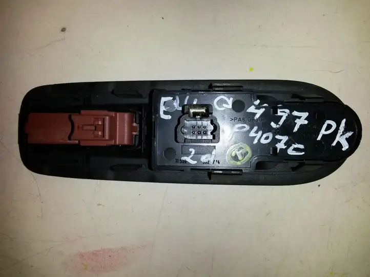 Peugeot 407 (2004 - 2011) 96588276XT Кнопка стеклоподъемников — фото 4