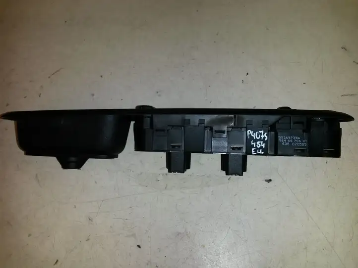 Peugeot 407 (2004 - 2011) 96468704XT Кнопка стеклоподъемников — фото 4