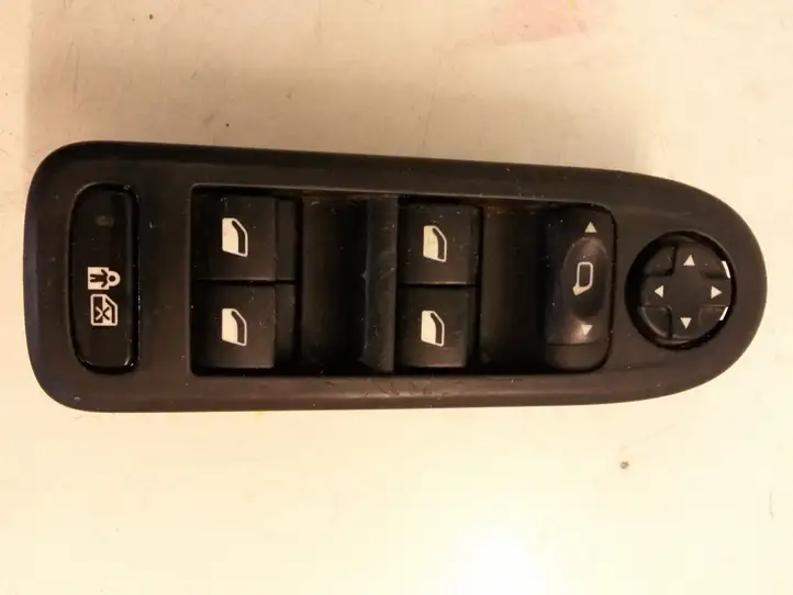 Peugeot 508 (2010 - 2014) 96662118ZD Блок кнопок стеклоподъемников — фото 1