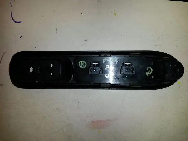 Peugeot 407 (2004 - 2011) 96468704XT Кнопка стеклоподъемников — фото 4