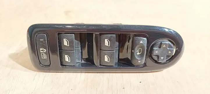 Citroen C5 (2008 - 2017) 96644917XT Кнопка стеклоподъемников — фото 1