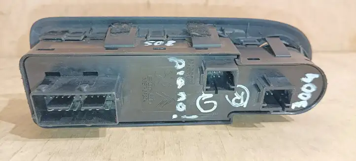 Citroen C5 (2008 - 2017) 96644917XT Кнопка стеклоподъемников — фото 2