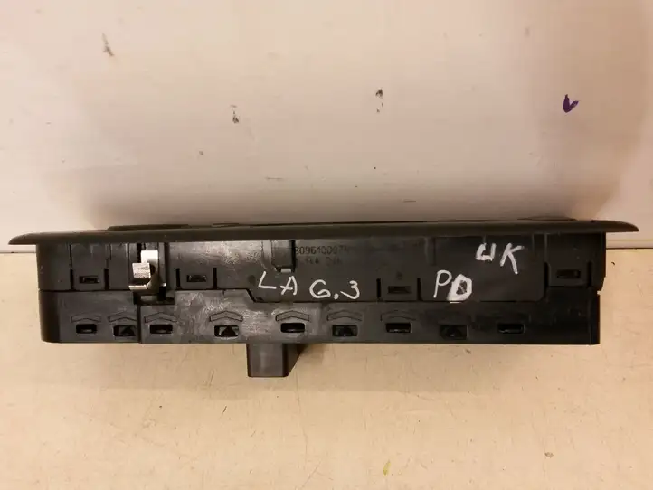Renault Laguna III (2007 - 2015) 809610007RC Блок кнопок стеклоподъемников — фото 3