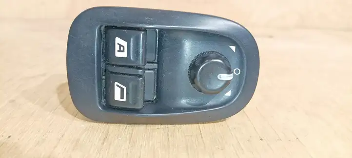 Peugeot 206 (1998 - 2012) DAV11914 Блок кнопок стеклоподъемников — фото 7