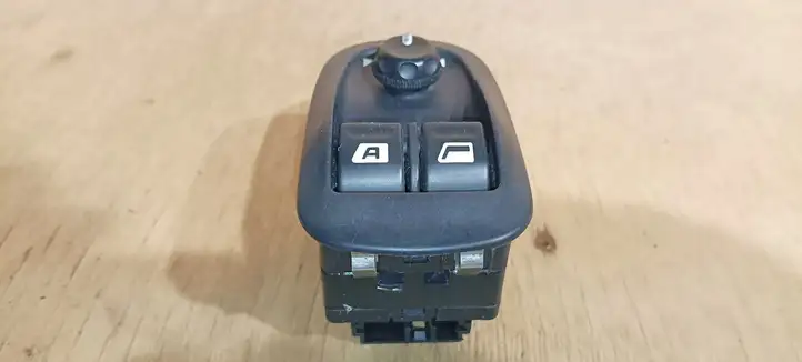 Peugeot 206 (1998 - 2012) DAV11914 Блок кнопок стеклоподъемников — фото 10