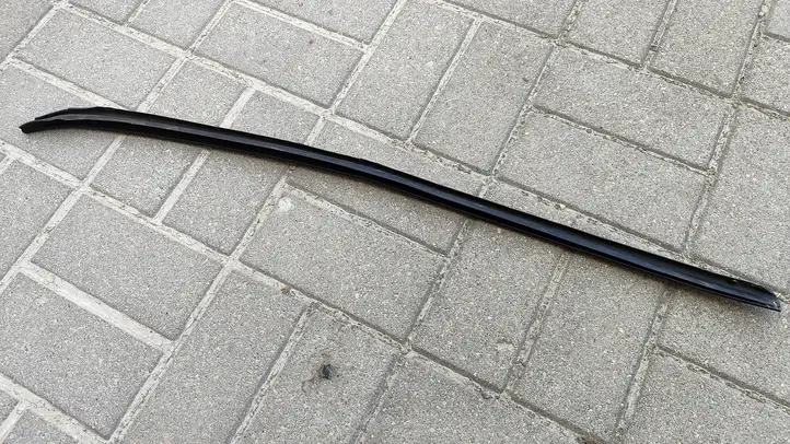 Audi A6 S6 C6 4F (2008 - 2011) 4F0834327 Накладка стекла передней двери — фото 4